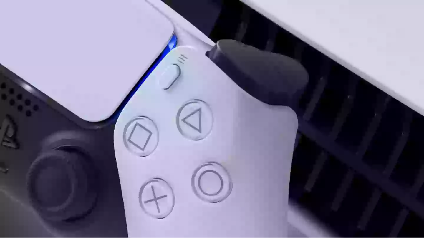 Bild zeigt eine Nahaufnahme der PlayStation 5