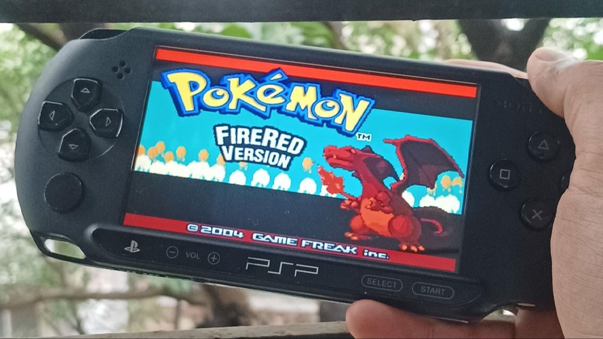 Der Spieler lädt den Pokémon-Emulator und freut sich darauf, den Titelbildschirm und sonst nichts zu spielen