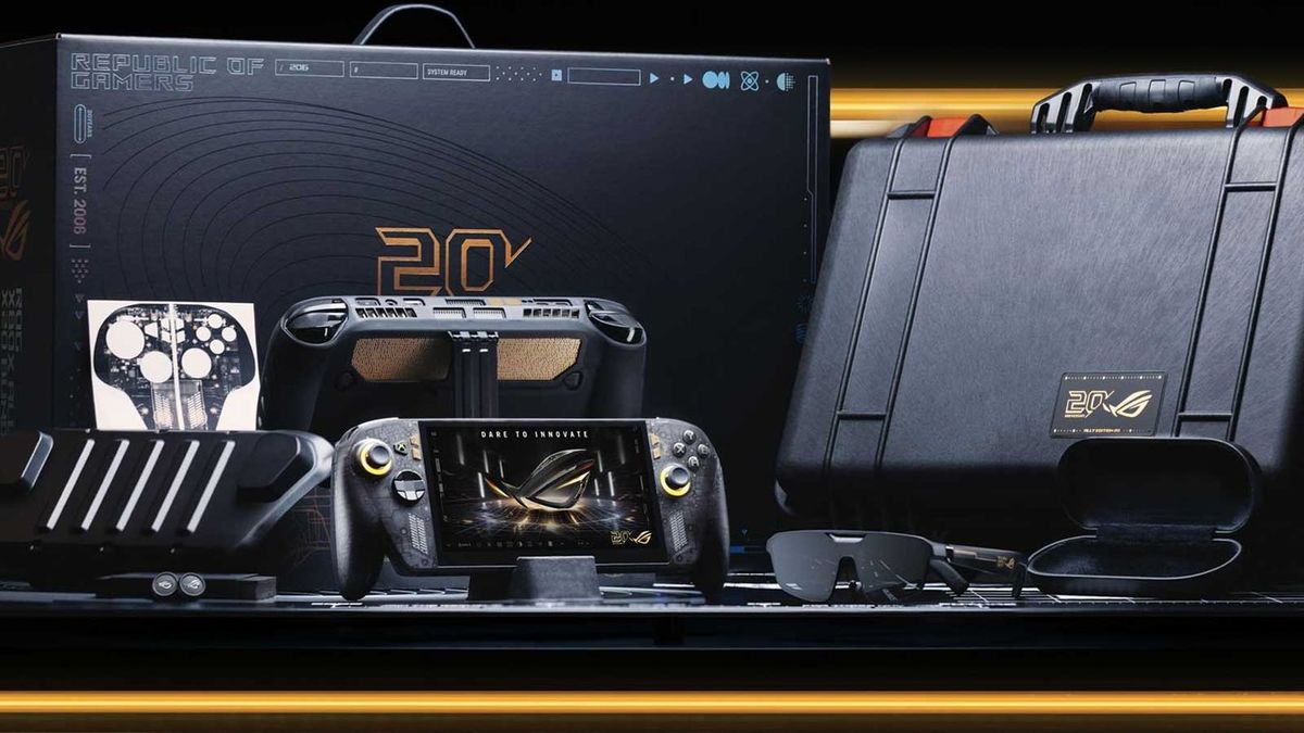 Xbox unveils pricey new console that