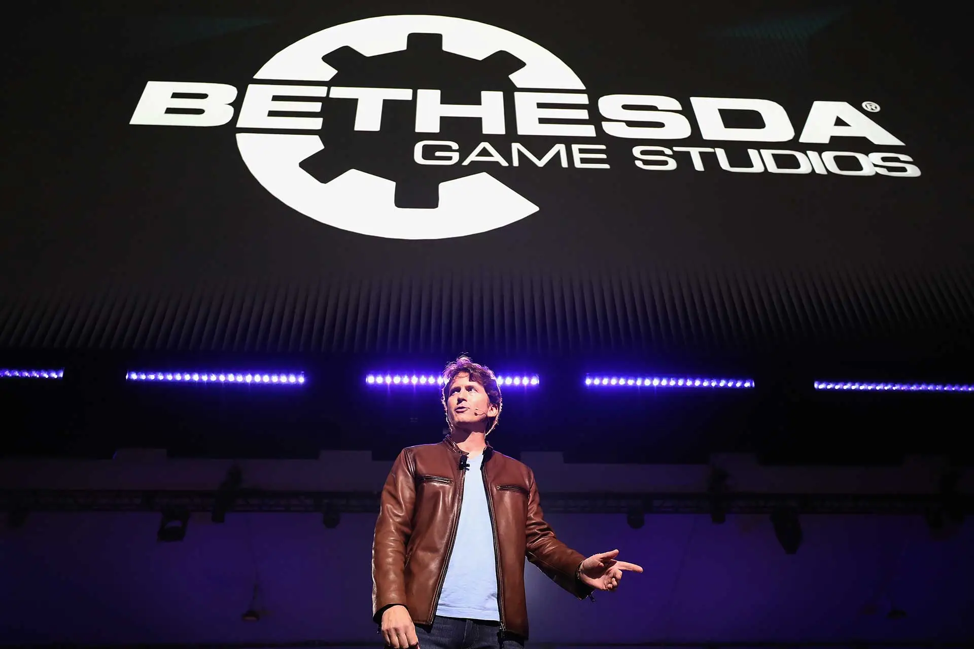 Todd Howard auf der Bühne im Jahr 2018/