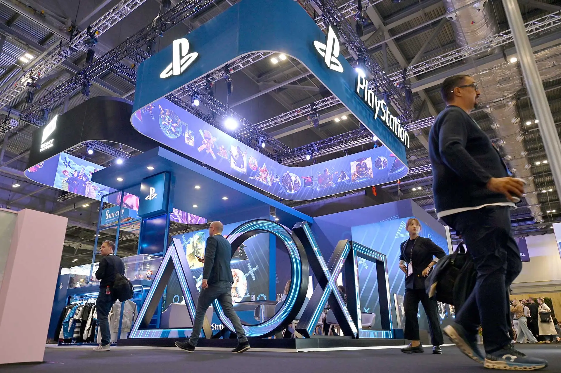 Sony PlayStation-Messestand, John Keeble über Getty Images